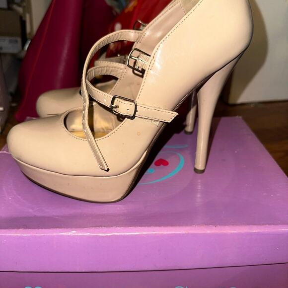 Beige Babydoll Platform Heels - Picture 3 of 6